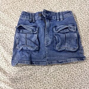 Amazon Women's Blue Cargo Shorts